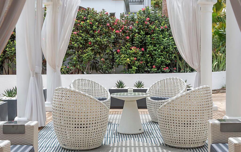 Floris Suite Hotel - Spa & Beach Club - Adults Only Piscadera Bay Екстериор снимка