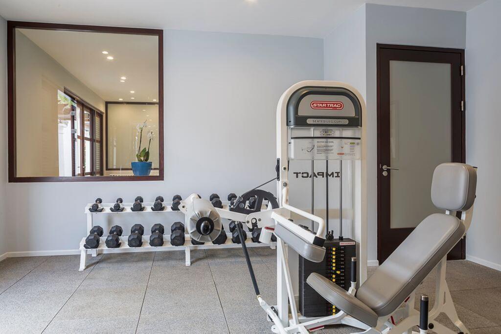 Floris Suite Hotel - Spa & Beach Club - Adults Only Piscadera Bay Екстериор снимка