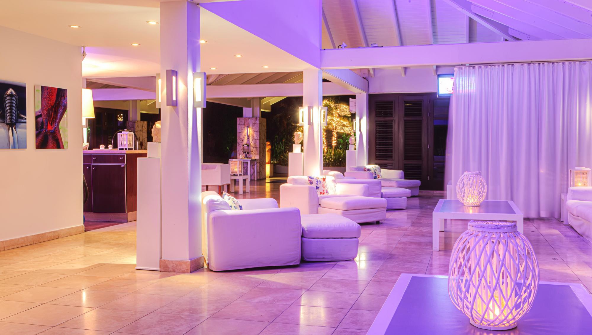 Floris Suite Hotel - Spa & Beach Club - Adults Only Piscadera Bay Екстериор снимка