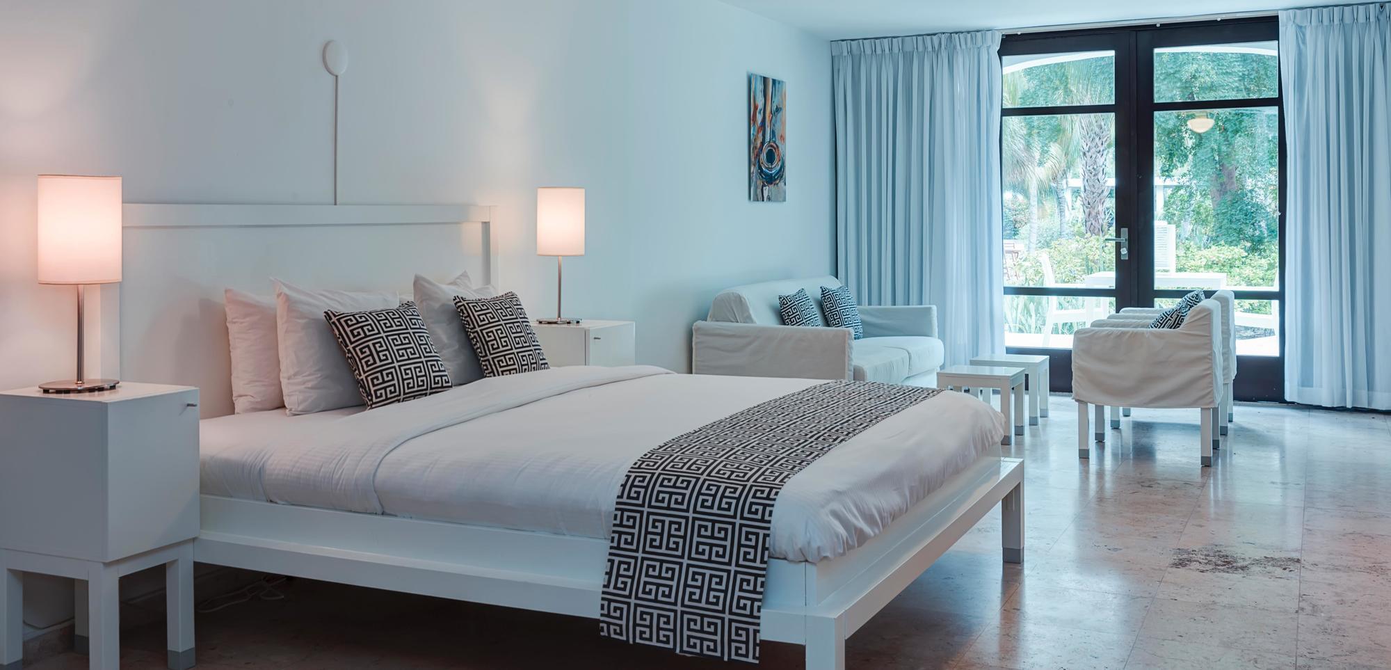 Floris Suite Hotel - Spa & Beach Club - Adults Only Piscadera Bay Екстериор снимка