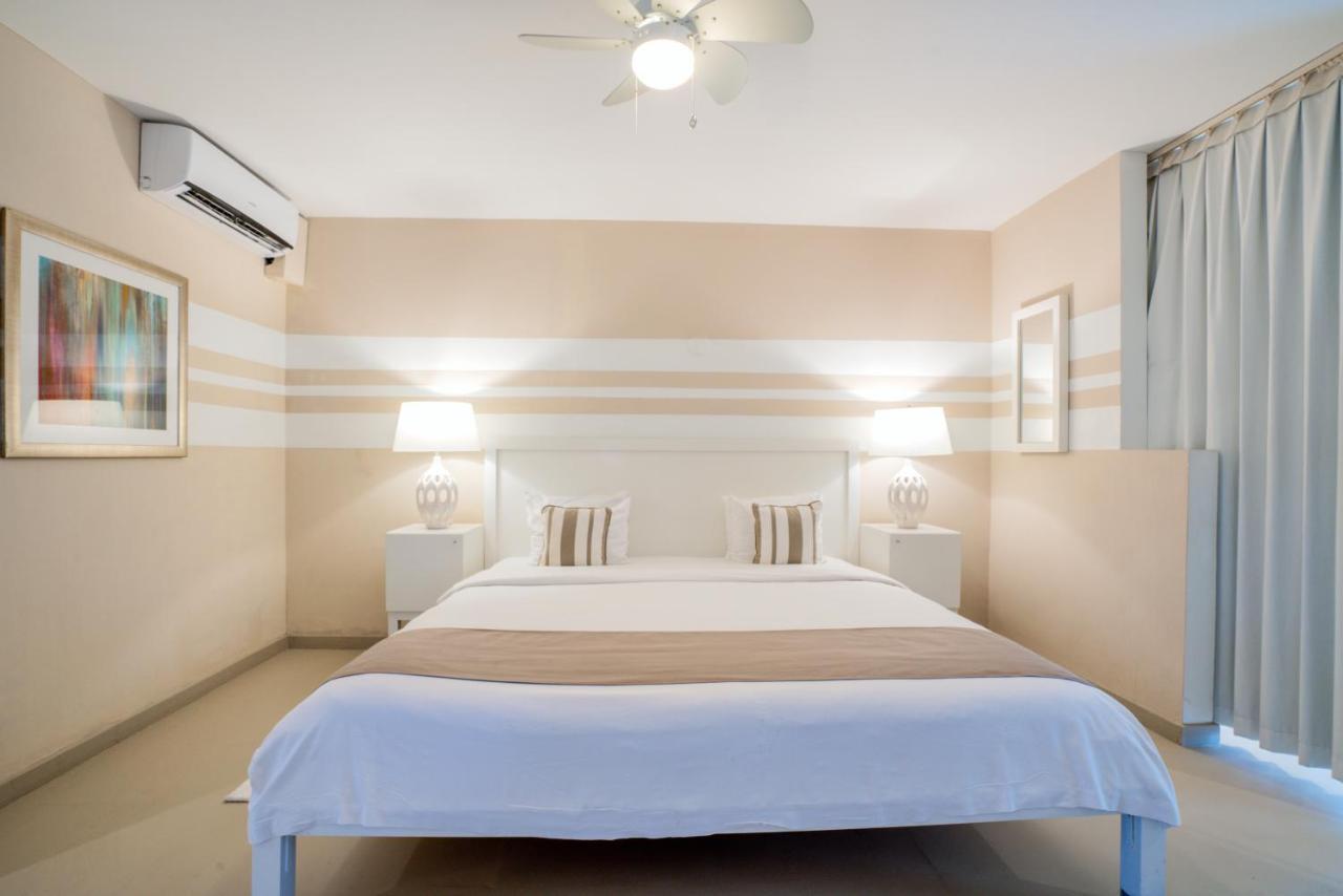 Floris Suite Hotel - Spa & Beach Club - Adults Only Piscadera Bay Екстериор снимка