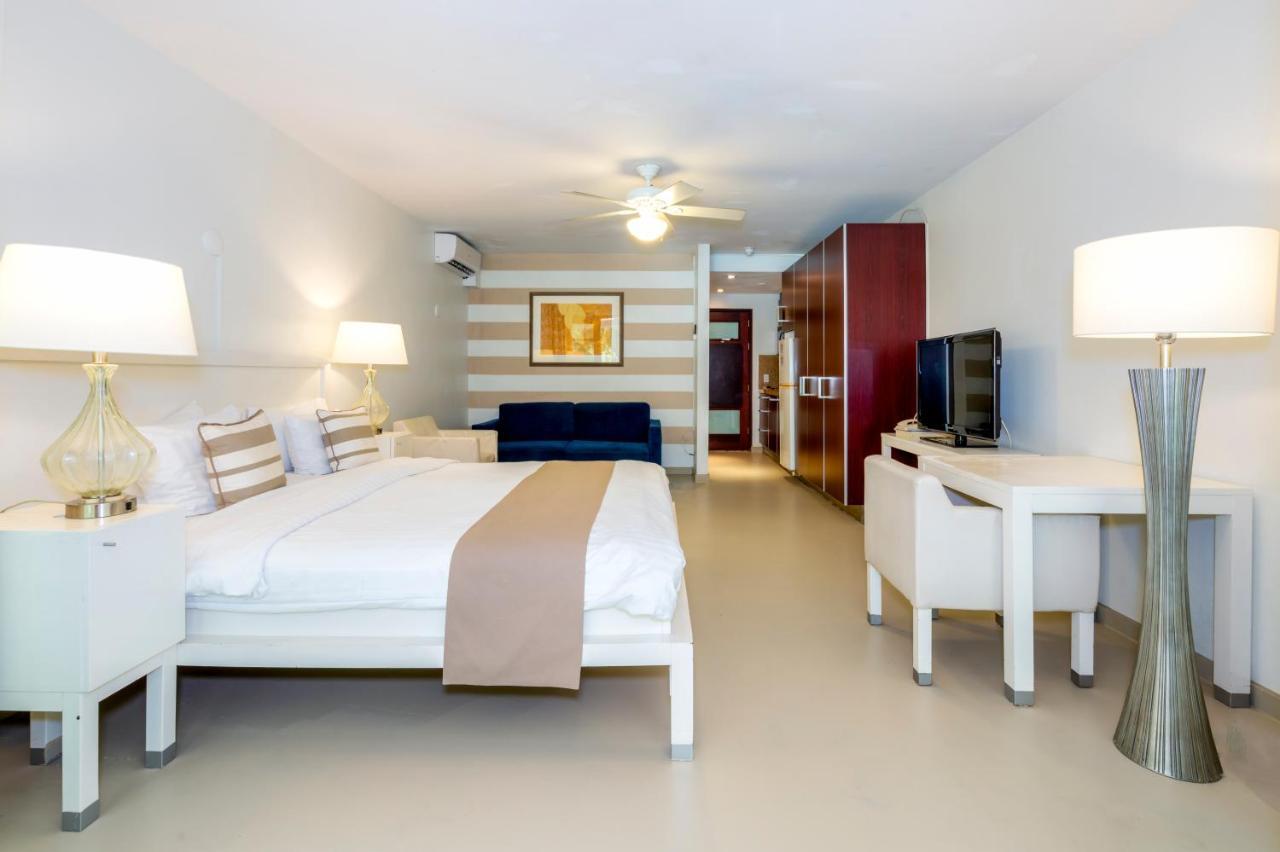 Floris Suite Hotel - Spa & Beach Club - Adults Only Piscadera Bay Екстериор снимка